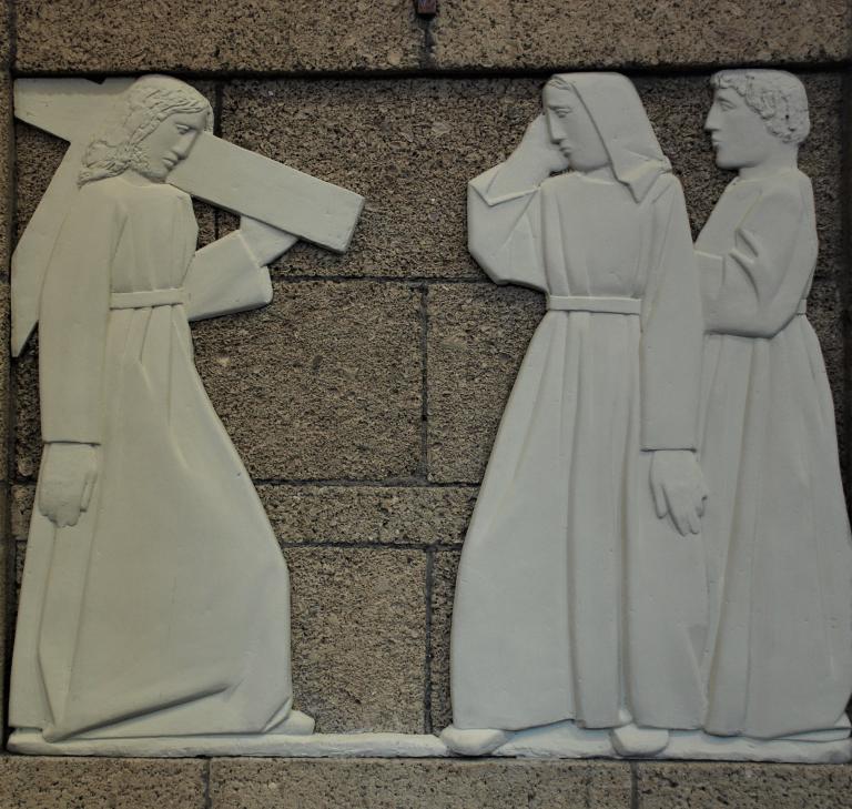 Kreuzwegstation in der Kirche Maria Lourdes